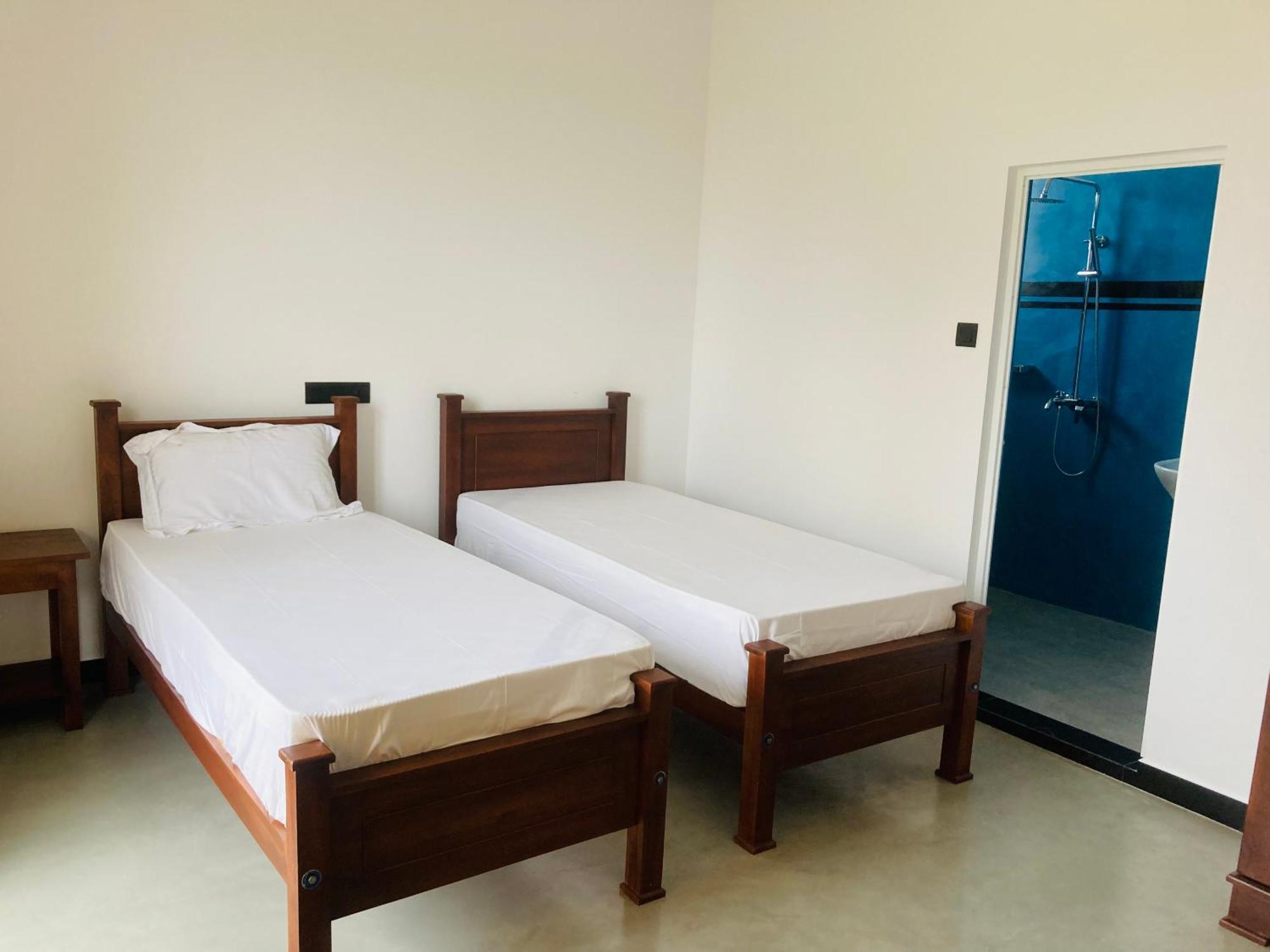 Horizon Guest House Мириса Екстериор снимка