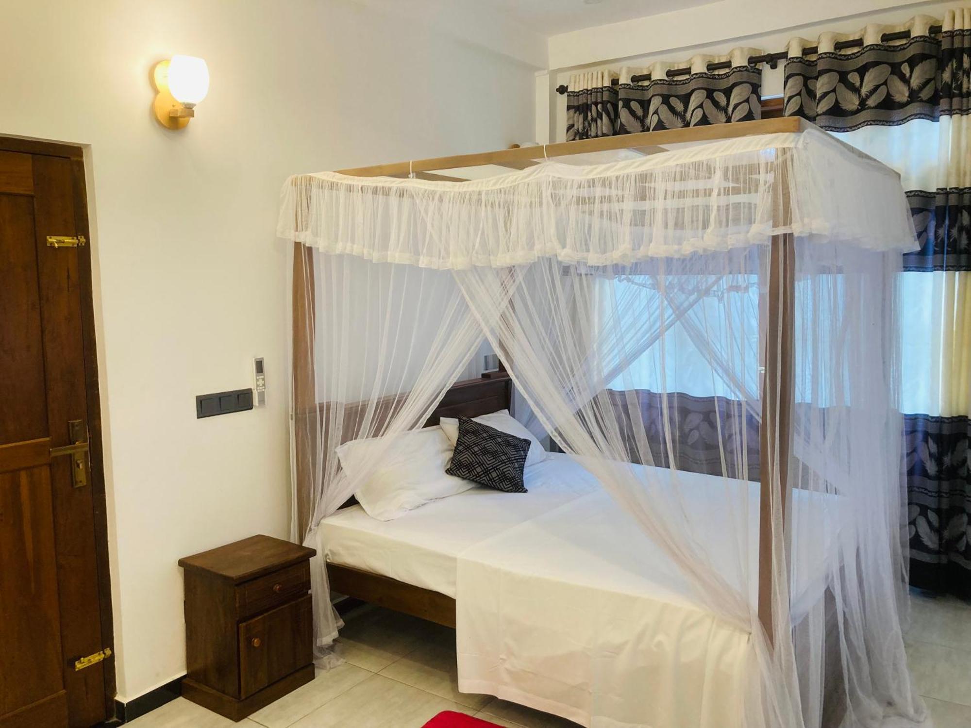 Horizon Guest House Мириса Екстериор снимка